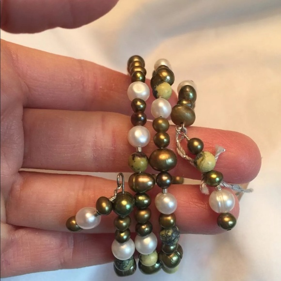 pearl and turquoise bracelet earrings - Picture 3 of 5